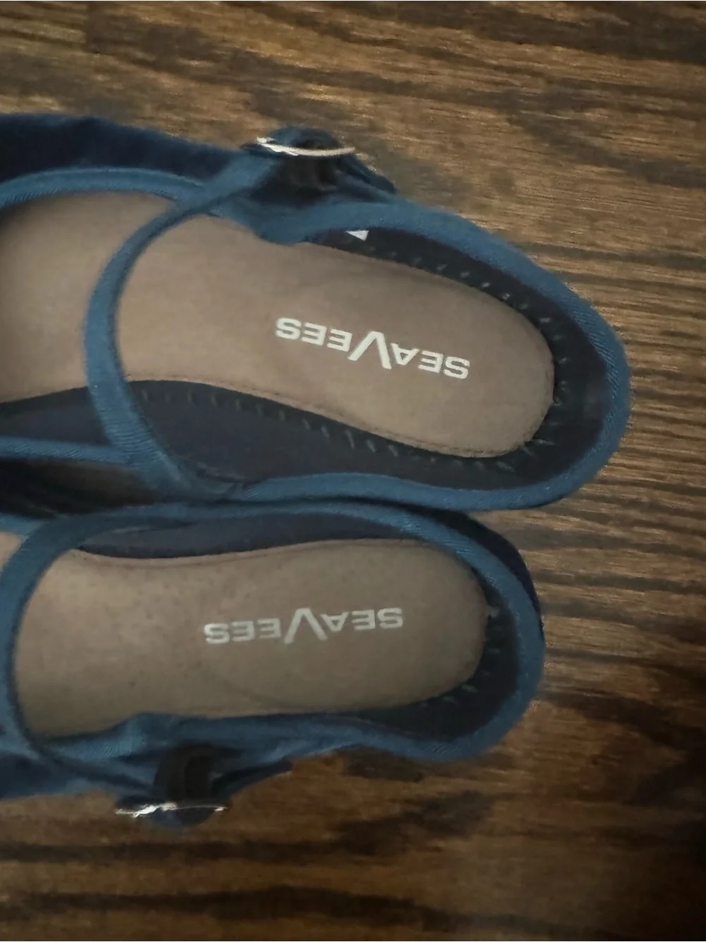 SeaVees Navy Velvet Mary Jane Flats with Buckle Strap- never worn - Picture 4 of 6